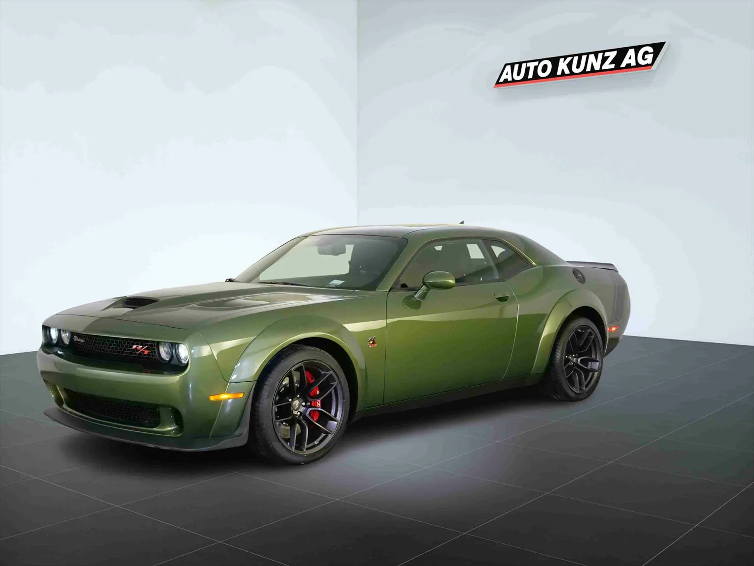 Dodge Challenger 392 6.4 V8 HEMI R/T Scat Pack Widebody  Image 1